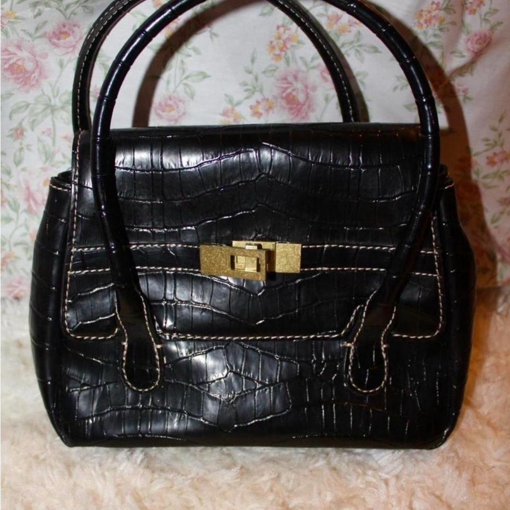 Elegant Black Crocodile-Embossed Handbag